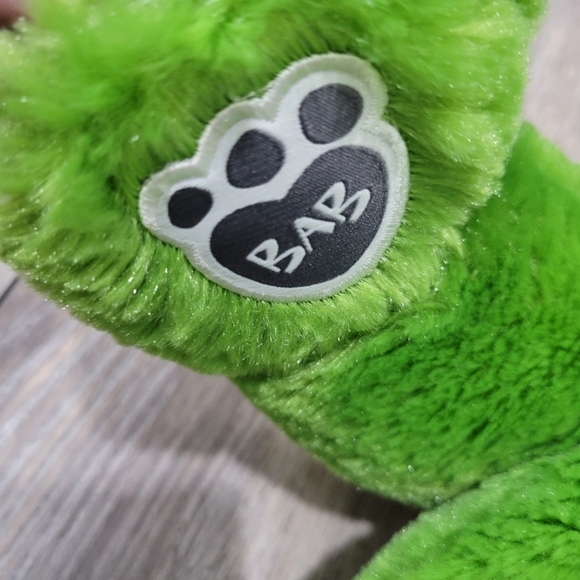 Marvel Avengers Exclusive Hulk stuffed Build A Bear character green - Picture 7 of 8